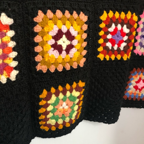 Handmade Granny Square Afghan Small Throw Blanket - Picture 4 of 10